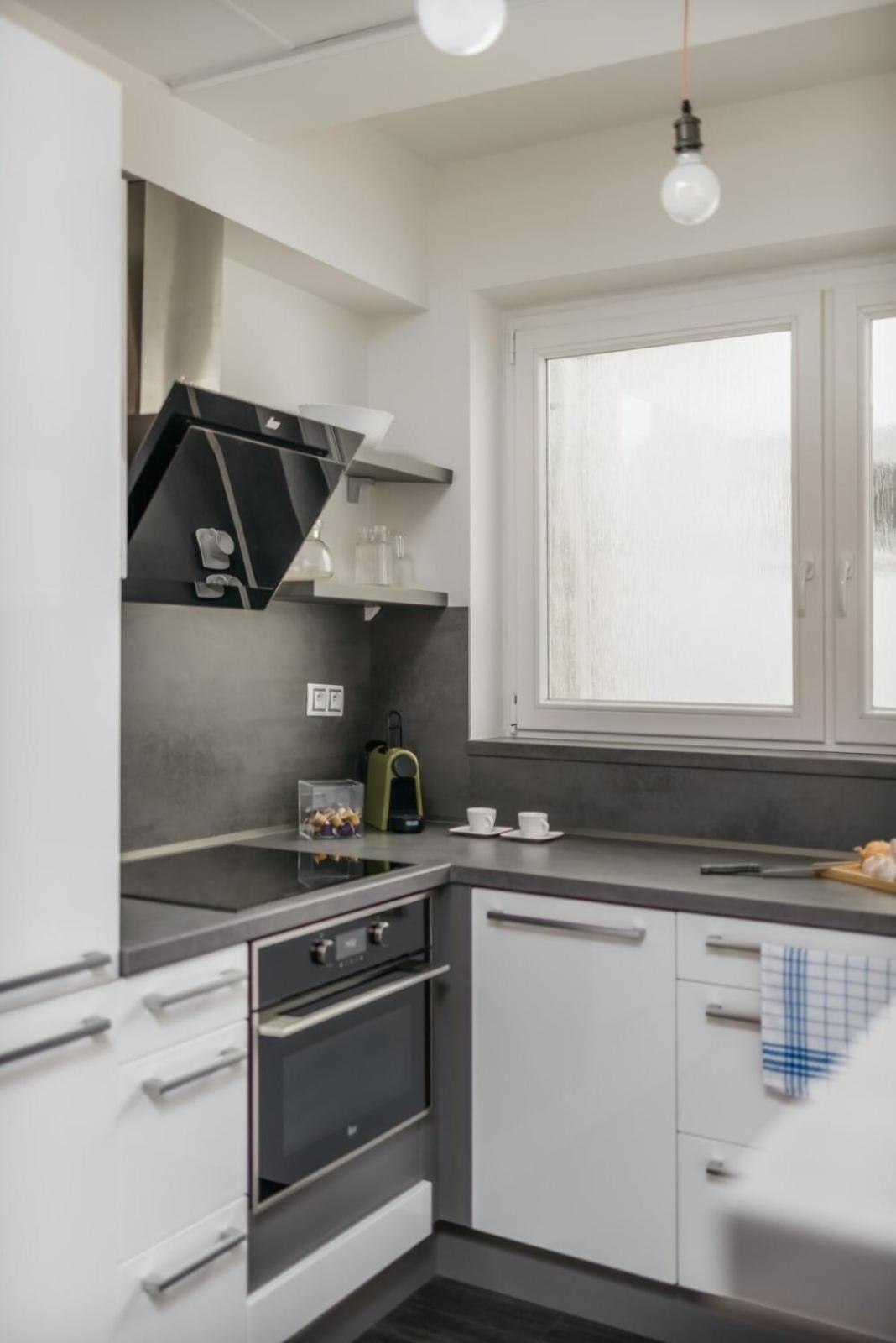 Eli Spacious With Old Town View, Parking & Ac Prag